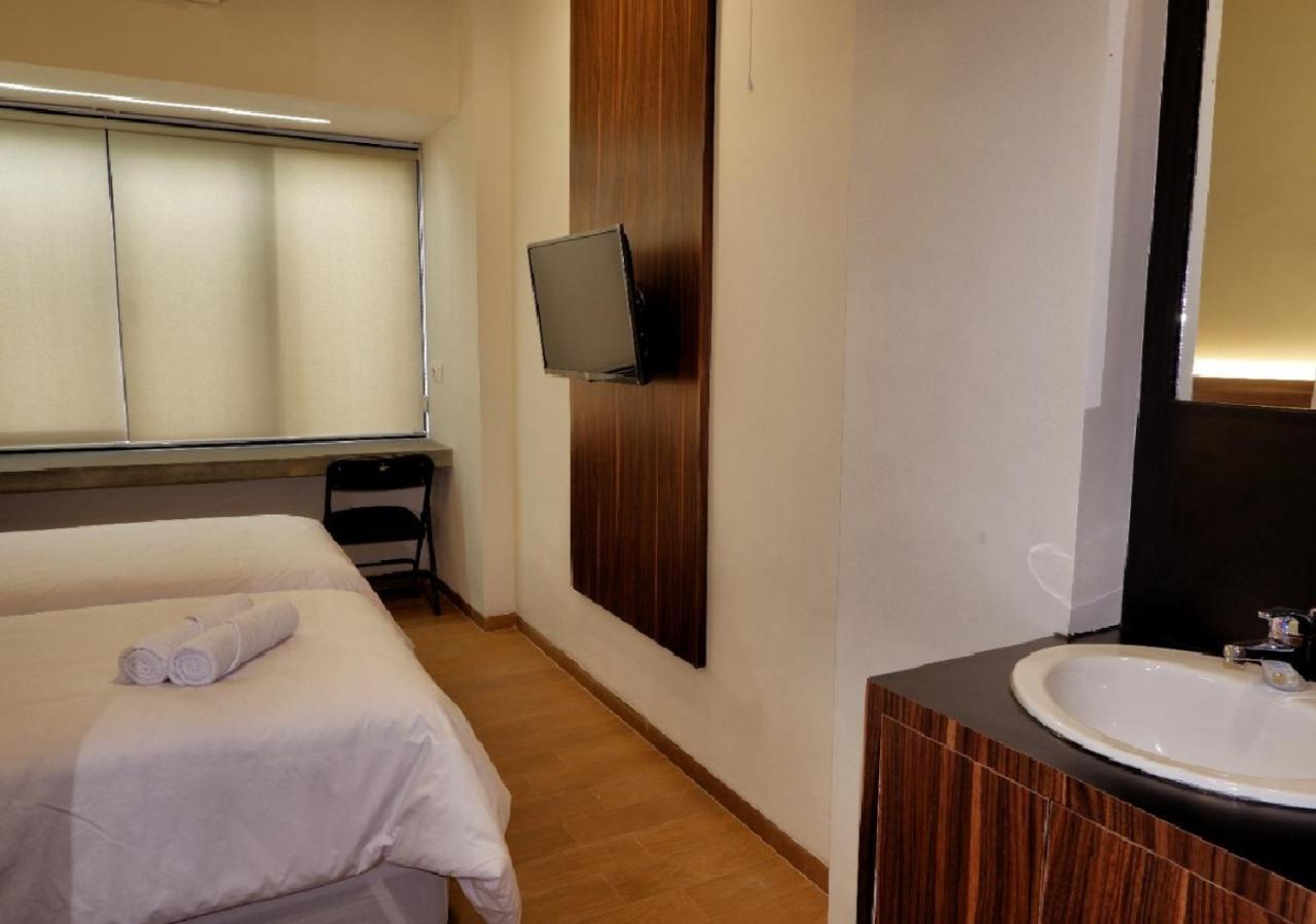 Guest House 555 Nki South Tangerang エクステリア 写真